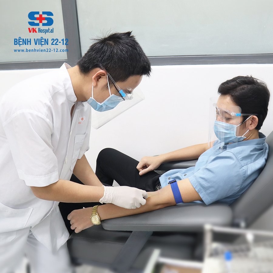 Nhân Nhân viên y tế Bệnh viện 22-12: Hiến tặng 1.050 ml máu nhóm A Rh+ cứu sống bệnh nhân