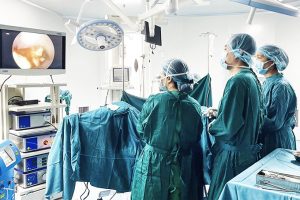 Bệnh viện 22-12: Tán sỏi ngược dòng bằng laser